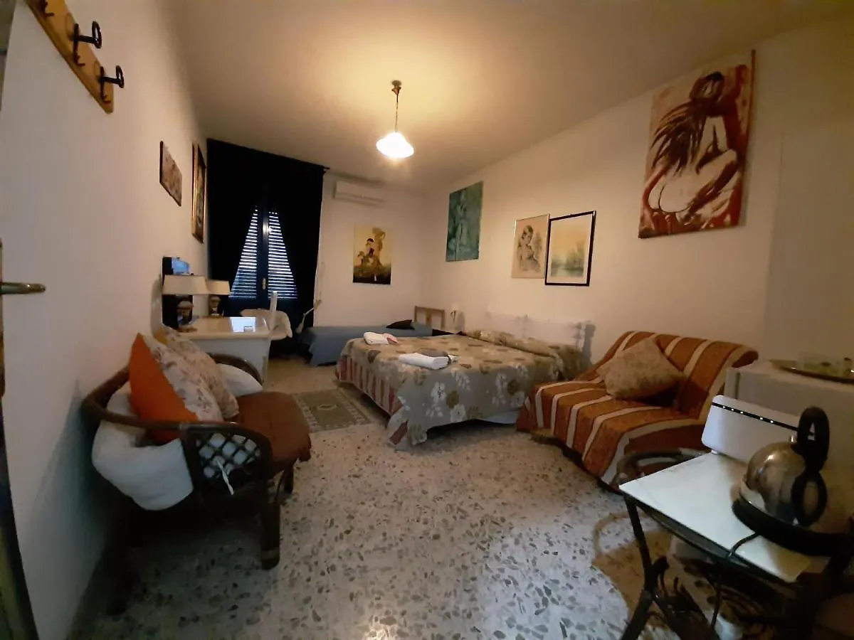 Tranquil Holiday Home In Taormina Near Isola Bella Sea