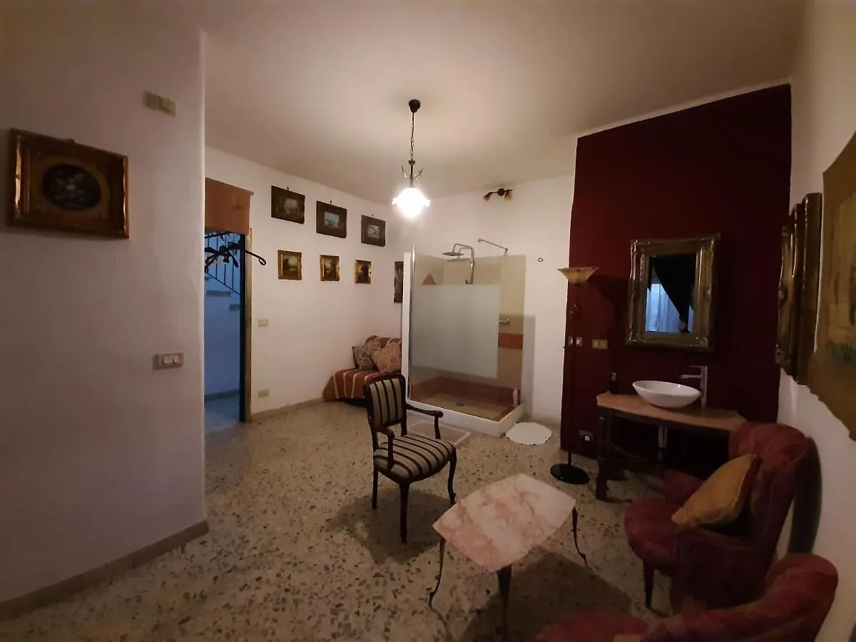 Tranquil Holiday Home In Taormina Near Isola Bella Sea