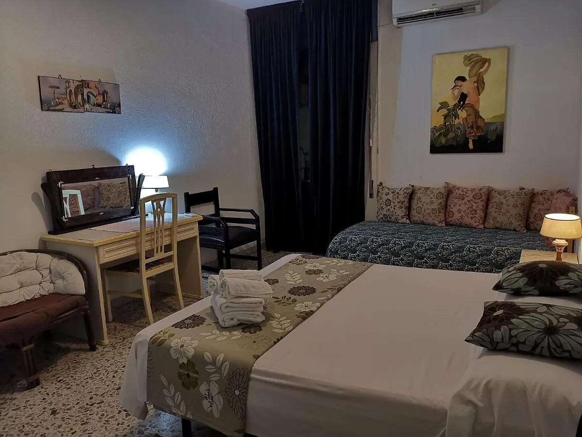 Tranquil Holiday Home In Taormina Near Isola Bella Sea